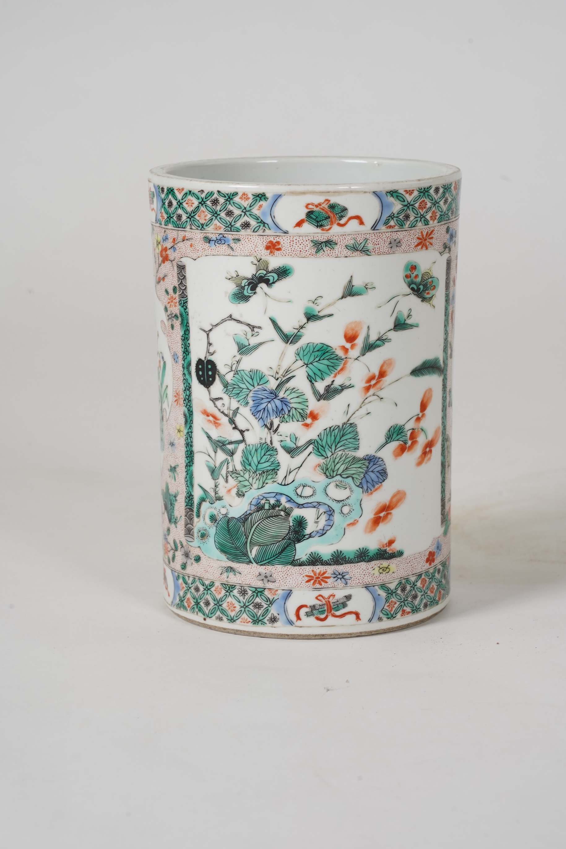 A Chinese famille verte brushpot, late 19th/early 20th century